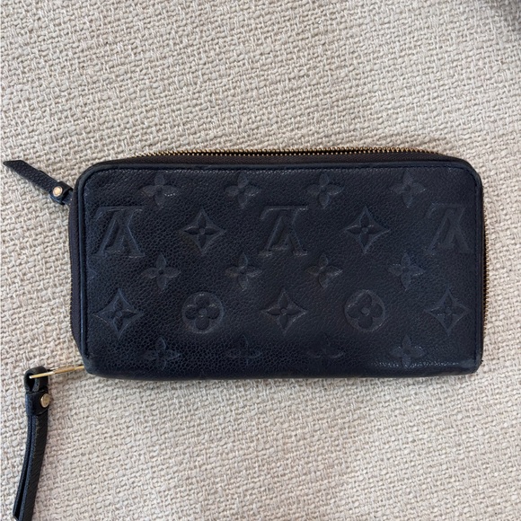 Authentic Louis Vuitton secret empreinte long wallet zippy - Picture 2 of 15